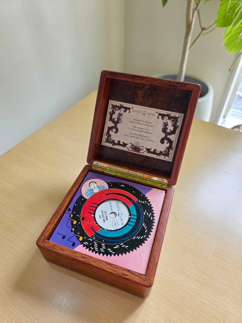 REUGE　ディスクオルゴール　ドーム型クルミ象嵌箱　17枚ディスク付