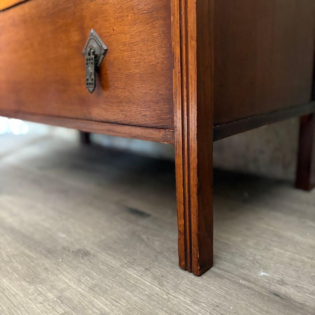 英国アンティーク　イギリスヴィンテージ　コンソールチェスト　サイドボード