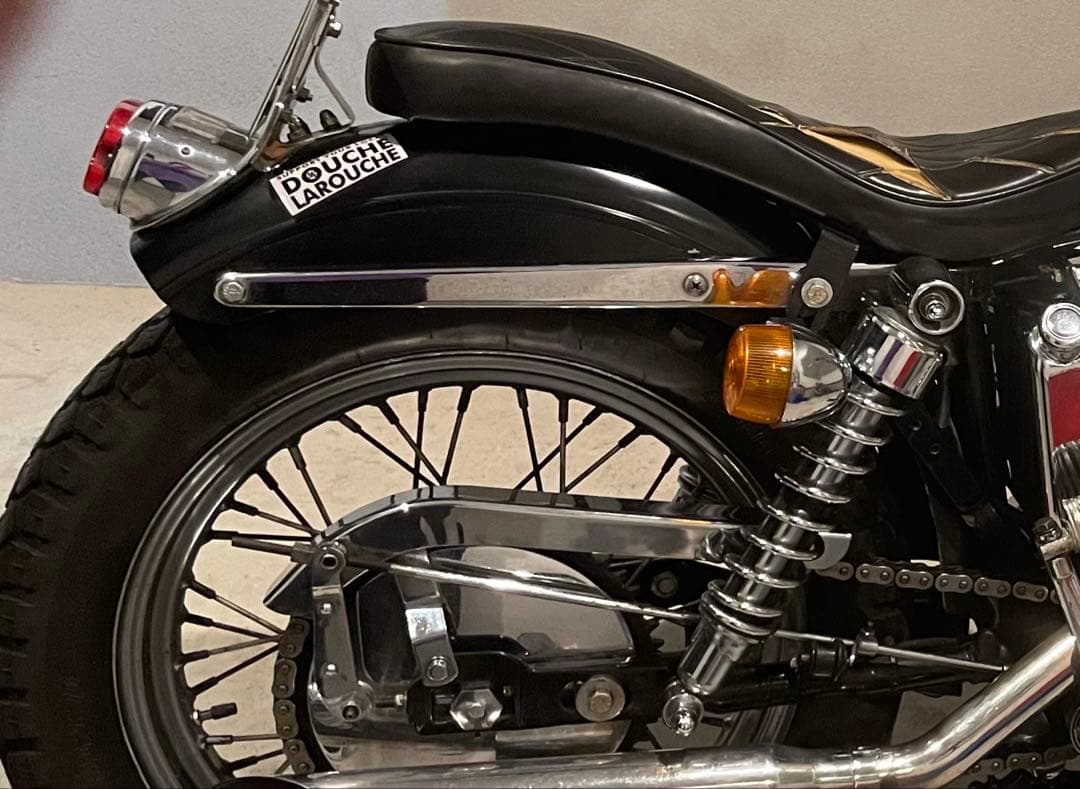 リアフェンダー　ハーレー　アイアンショベル　xlh xlch カット加工