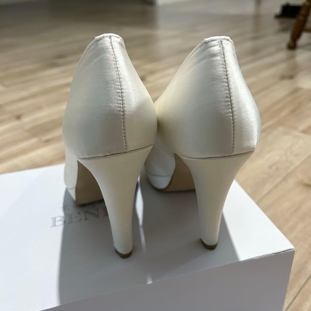 【BENIR】ウエディングシューズ　サイズ: 23.5〜24.0 ヒール12cm