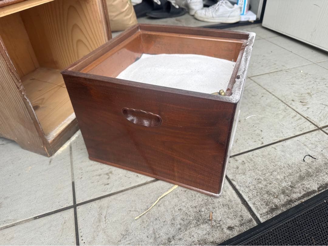 昭和レトロアンティーク二箇セット木箱入り 灰入 茶道具 古民具 角火鉢 古道具