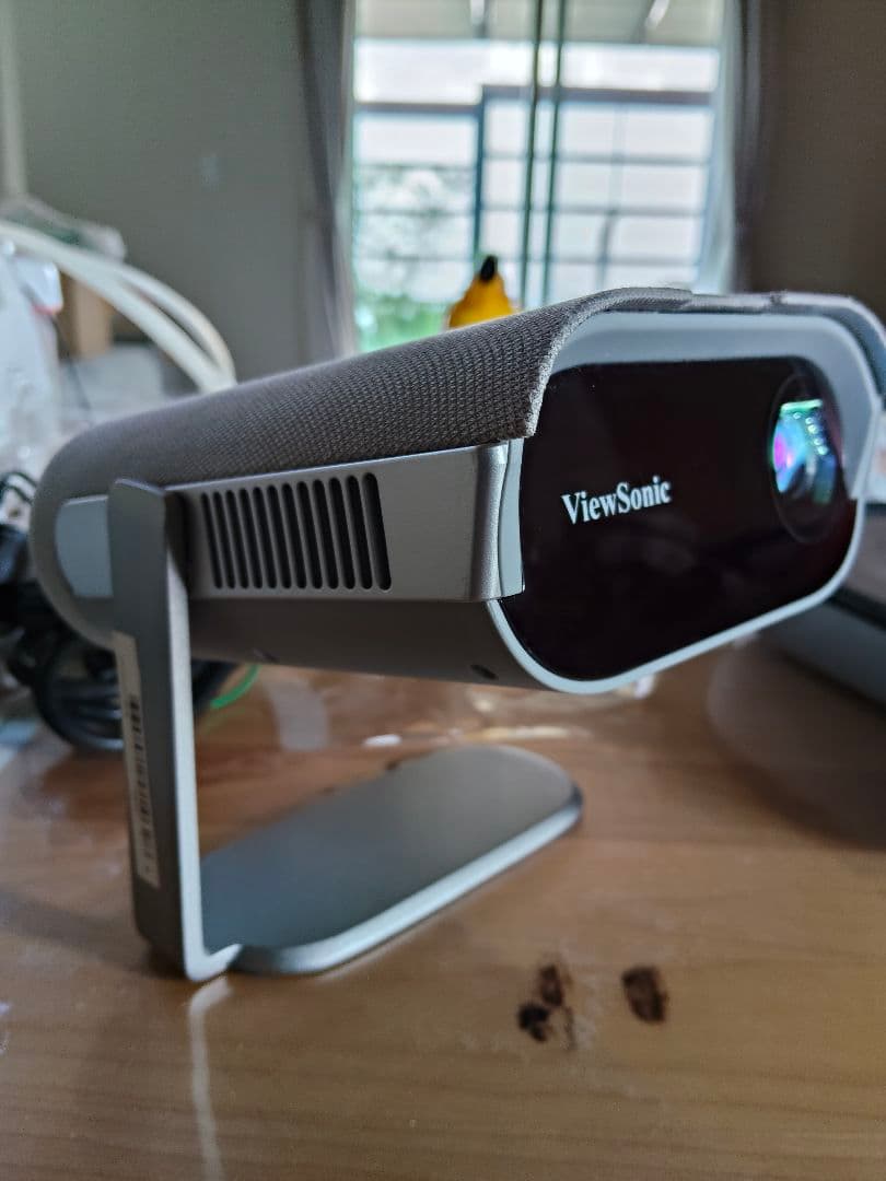 ViewSonic プロジェクター 本体とケース