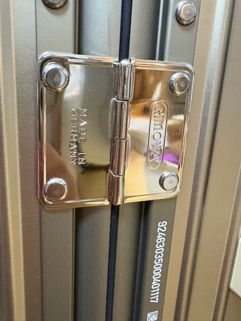 最終値下げ❣️リモワRIMOWAトパーズ　チタニウム　67L