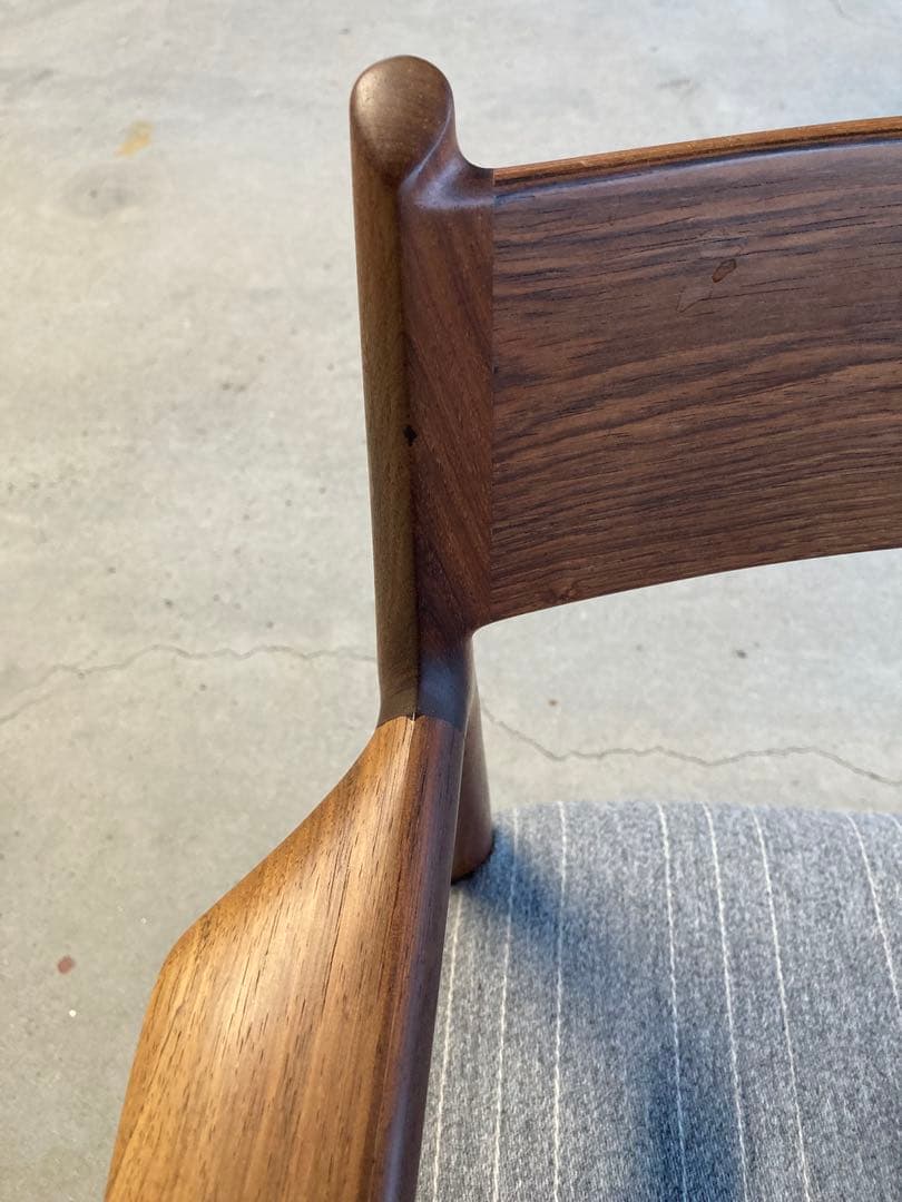 椅子 arnevodder arm chair