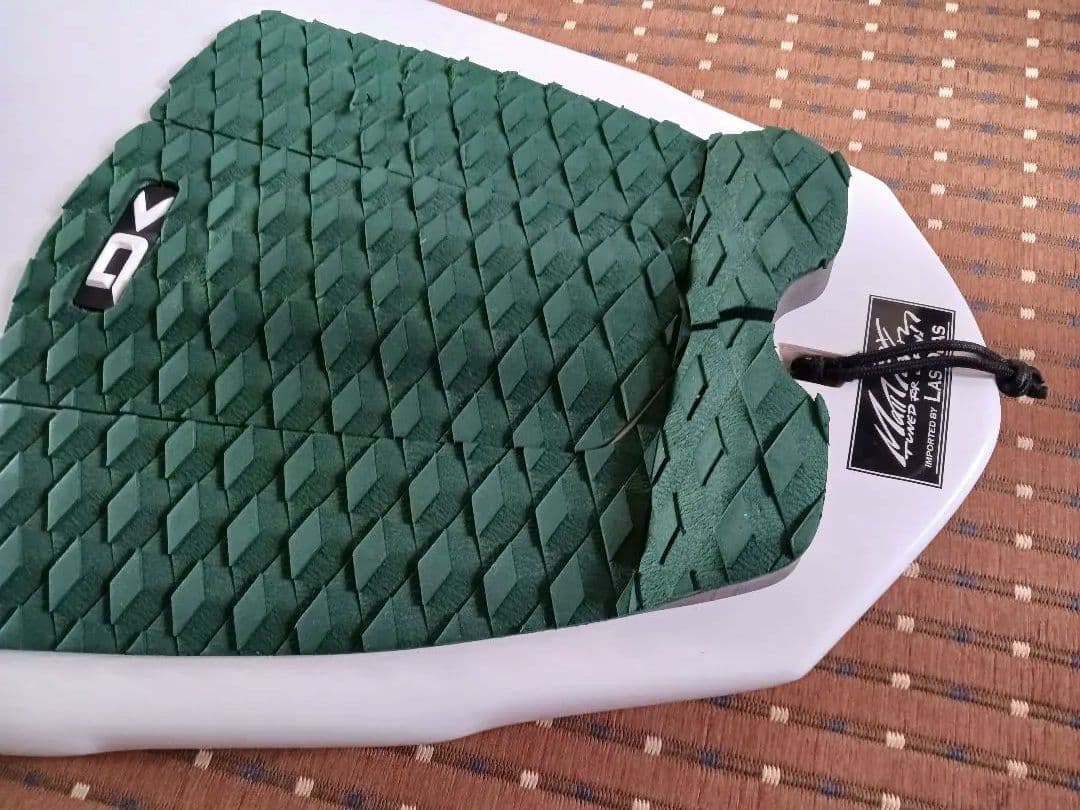 きゃさ　placeboプレセボ　サーフボード　V3ROCKET