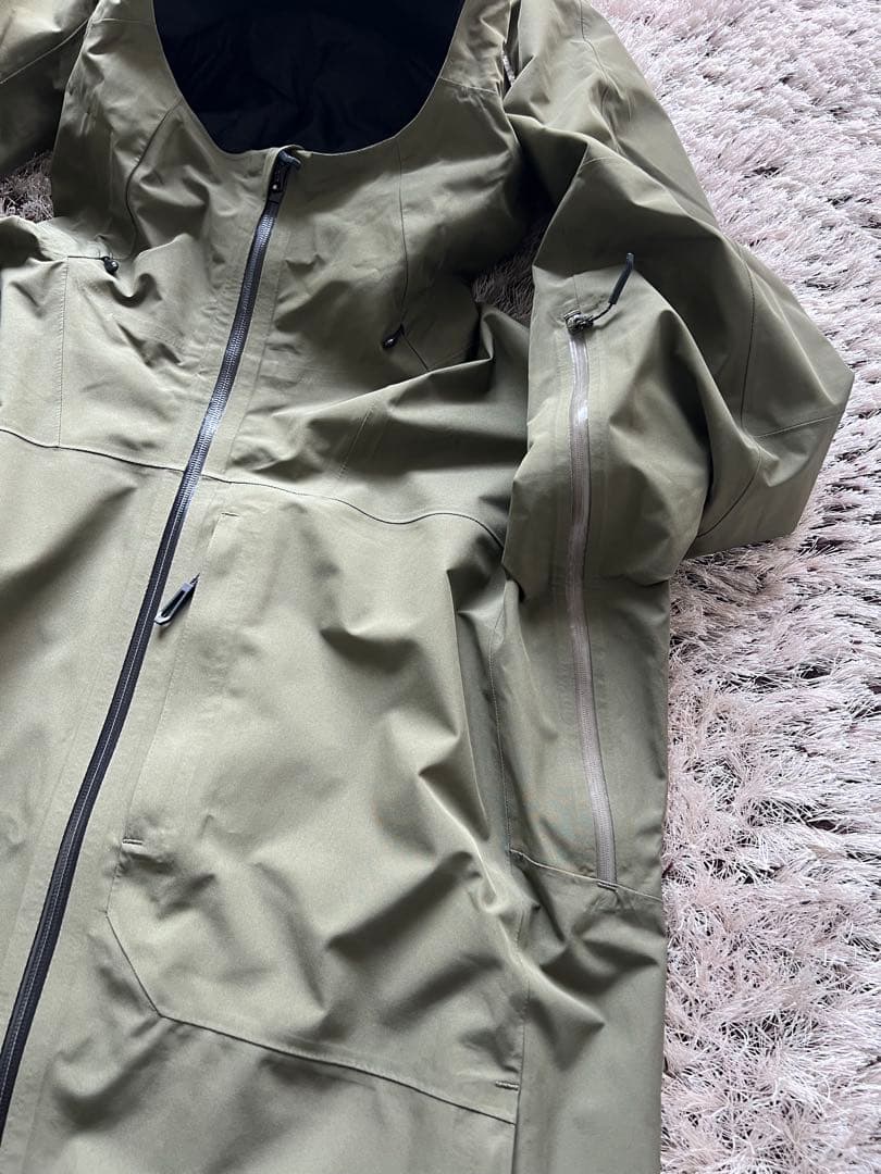 SALOMON スノージャケット メンズLサイズ