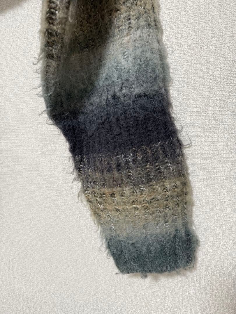 トップス PERVERZE Gradient Stripe Top and Scarf