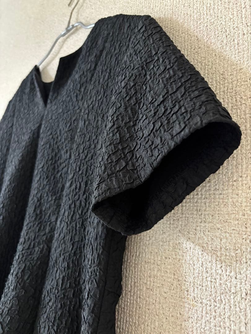 2024 エムプルミエ　キーネックフレアブラウス　ブレンヘイム