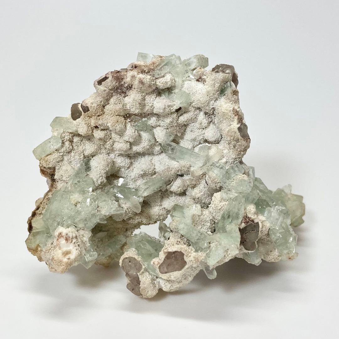 グリーンアポフィライト　魚眼石　鉱物標本　原石　天然石　ストーン　インド