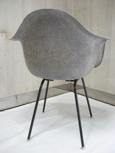 □　イームズ 　アーム　シェル　・　Ｈ　黒ベース　/　ビンテージ　□
