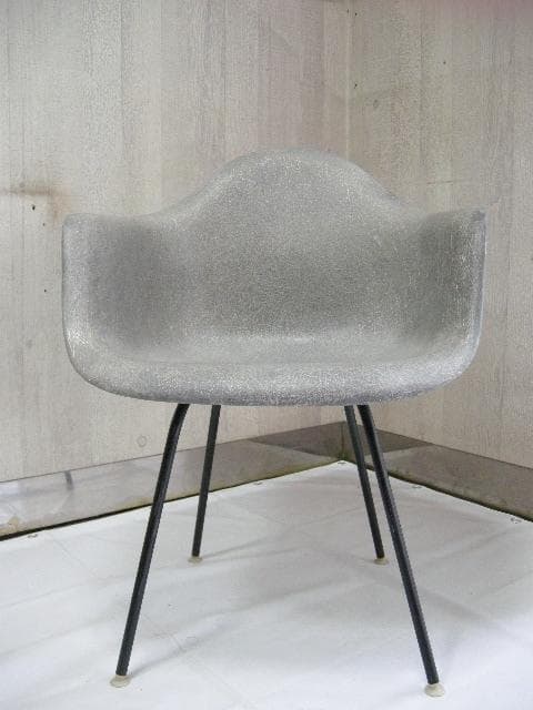 □　イームズ 　アーム　シェル　・　Ｈ　黒ベース　/　ビンテージ　□