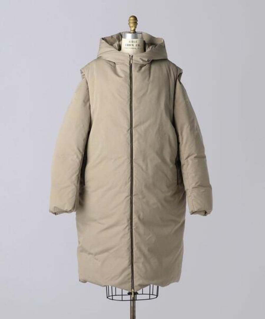 新品未使用BLAMINK フード　ダウンジャケット コート　ブラミンク　ジレ