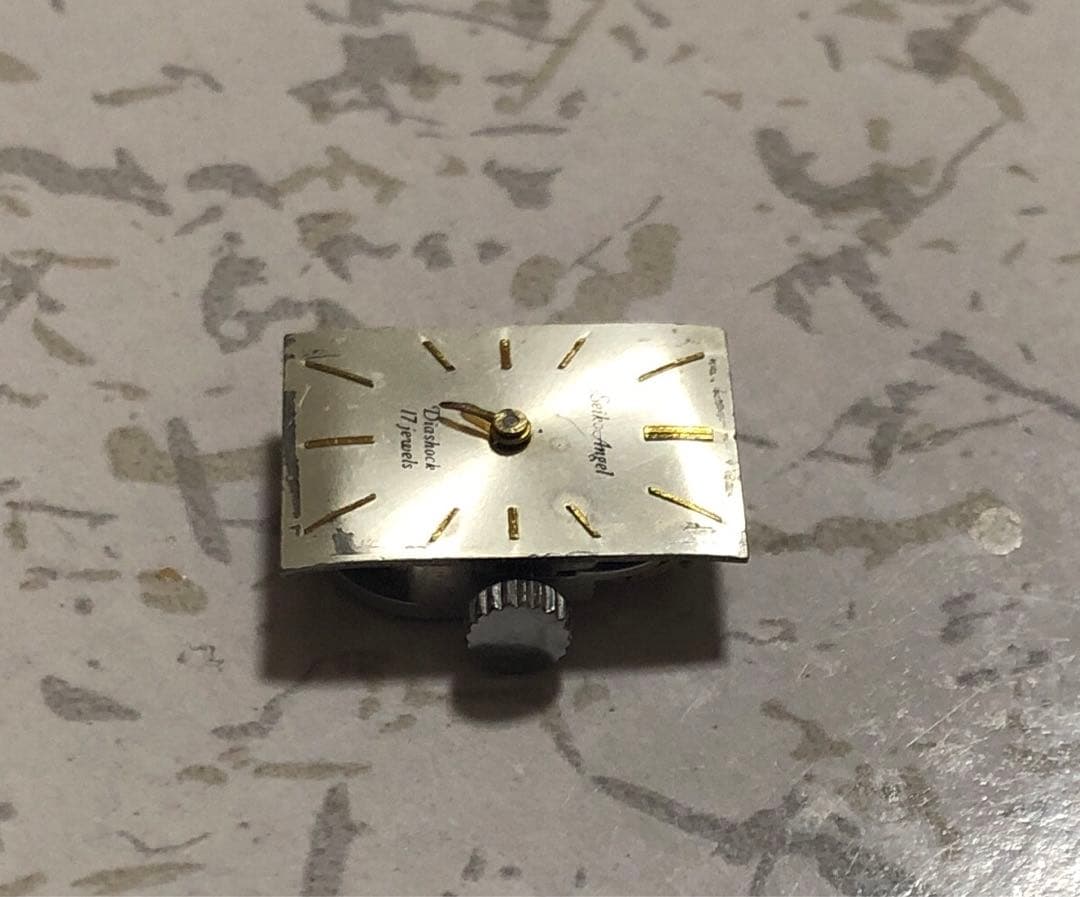 【時計】SeikoAngle   Diashock 17 jewels