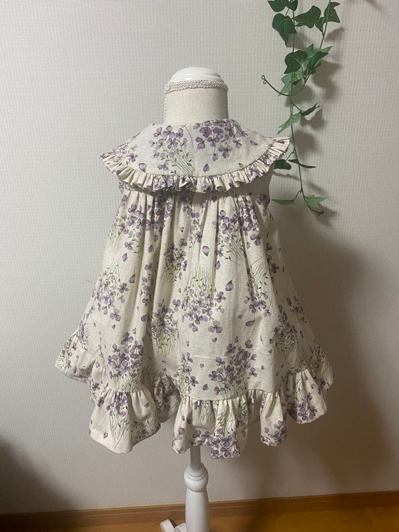 ハンドメイドフリルワンピース、ノースリーブワンピースつけ襟セットサイズ80.90