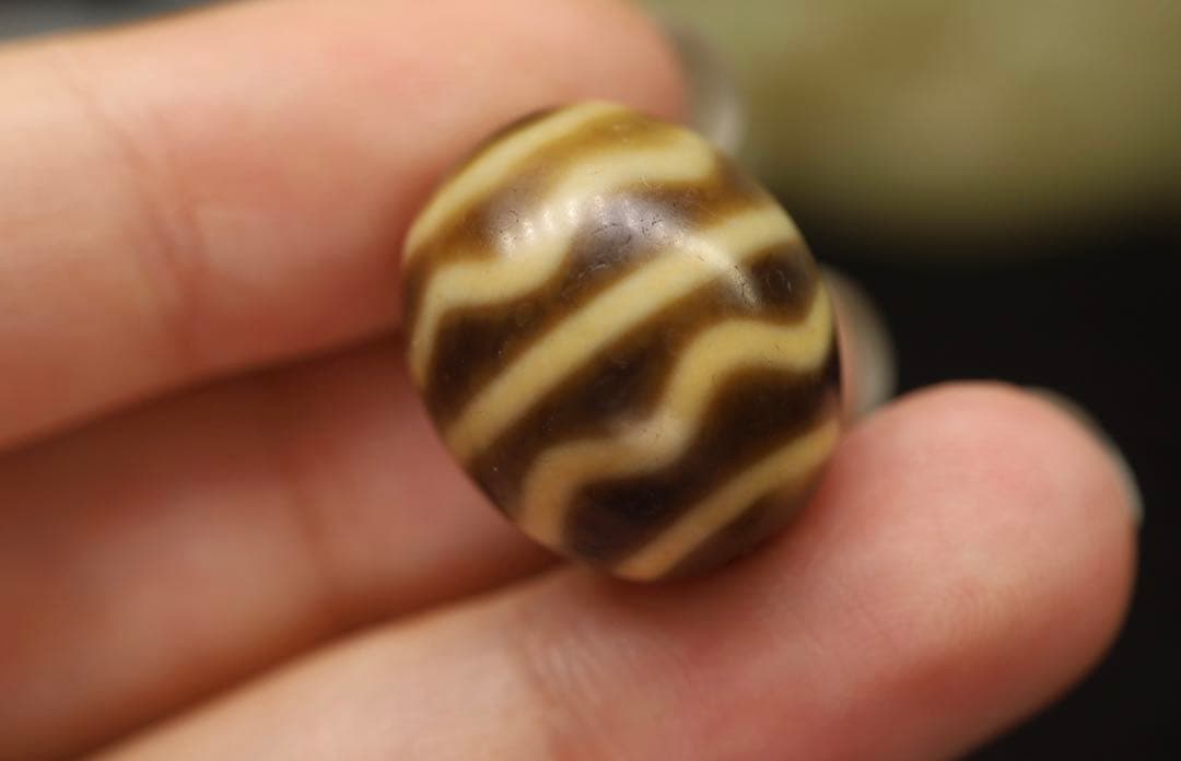 本物　ミニ老天珠　チベット　ジービーズ　水紋「流水紋天珠 」Dzi beads