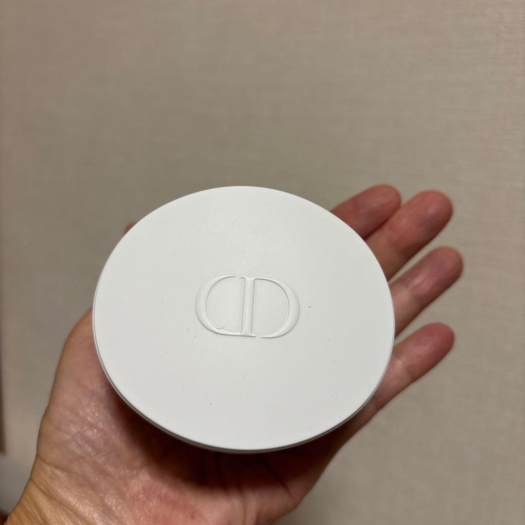 フェイスクリーム DIOR  ESSENCE OF LIGHT CREME 50ml