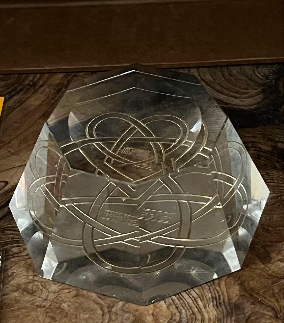 開運 天然石 大宝珠 黄螢石 アラゴナイト 3.2㎏ 鑑定書 箱 台座付き