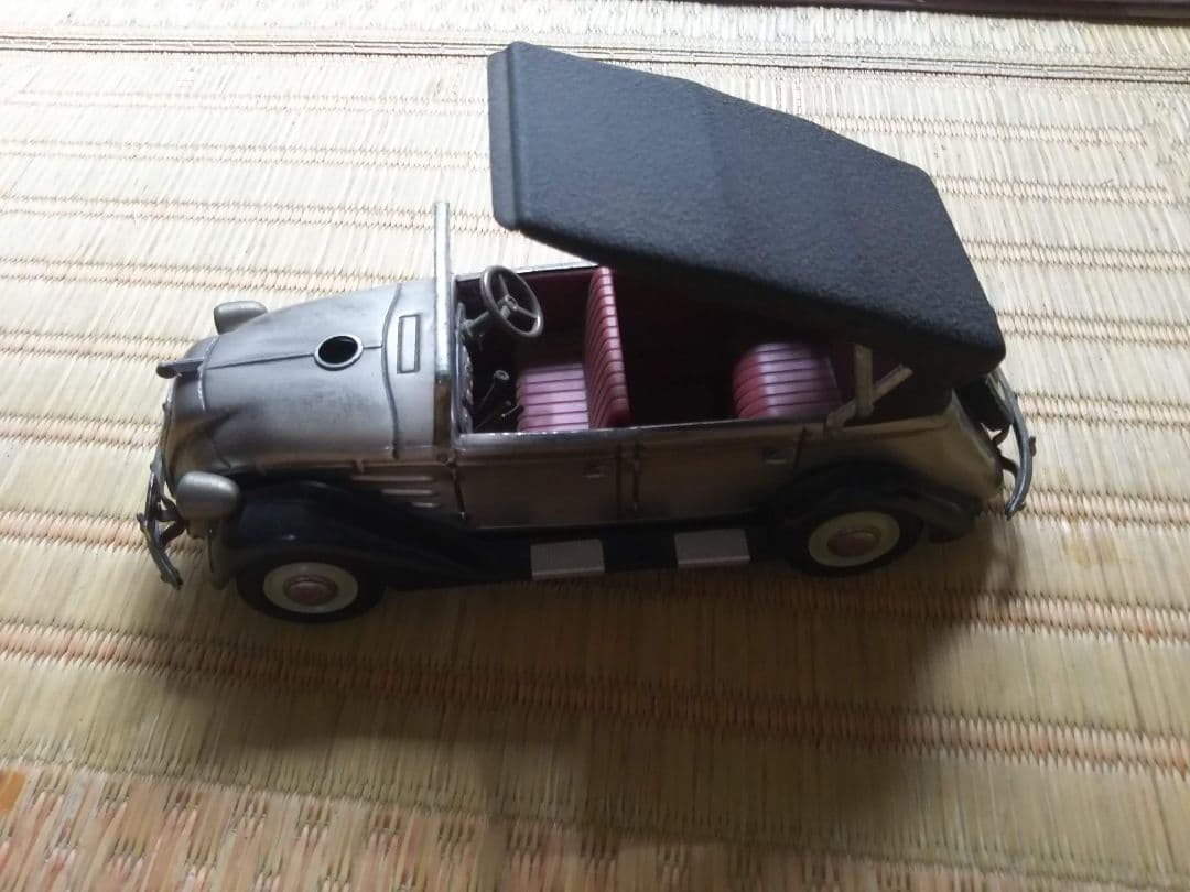 トヨタAB型フェートン乗用車