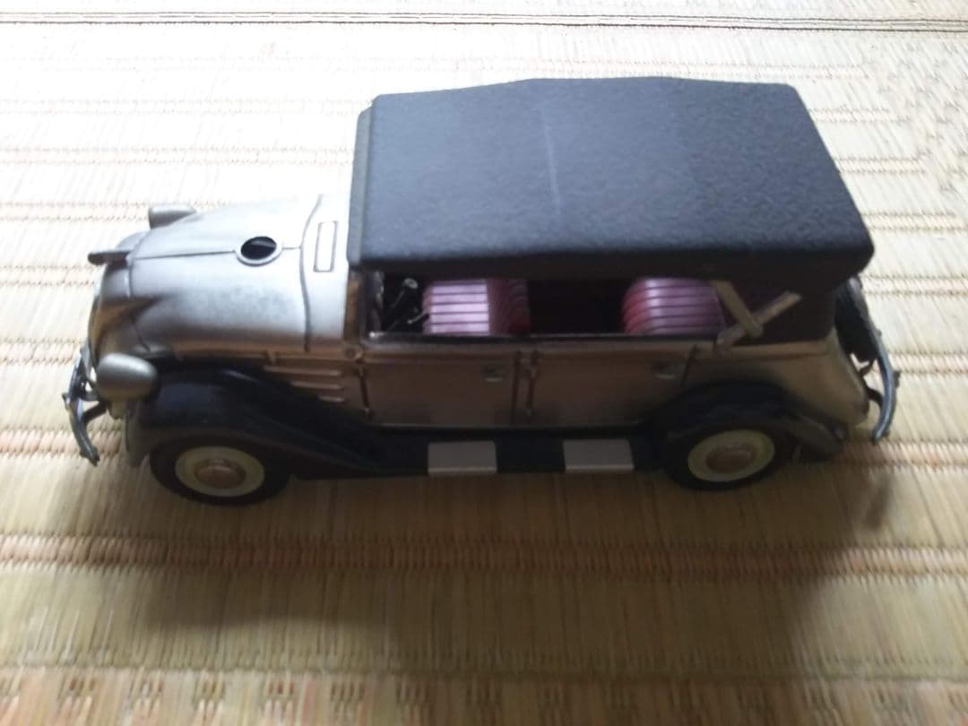 トヨタAB型フェートン乗用車