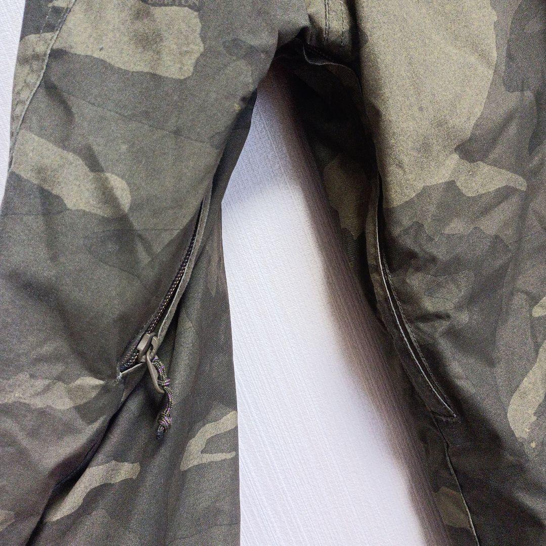 バートン　スノボーウェア　迷彩 メンズ　S　ジャケット