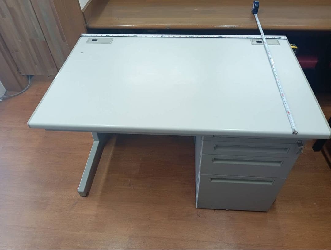 UCHIDAウチダ 片袖 オフィスデスク 内田洋行 事務机 ※お引取り限定