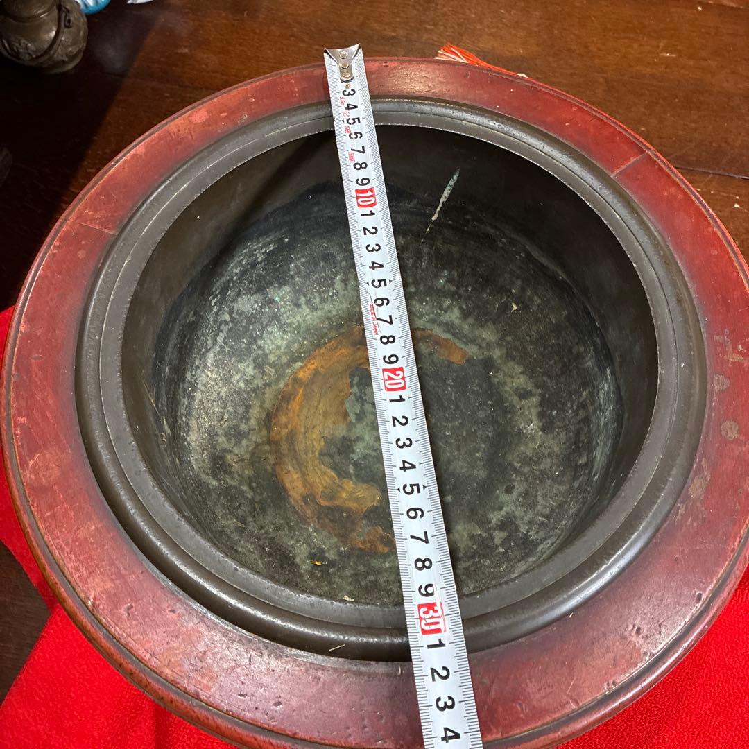 骨董　大名火鉢　猫脚3本　漆芸(^^)