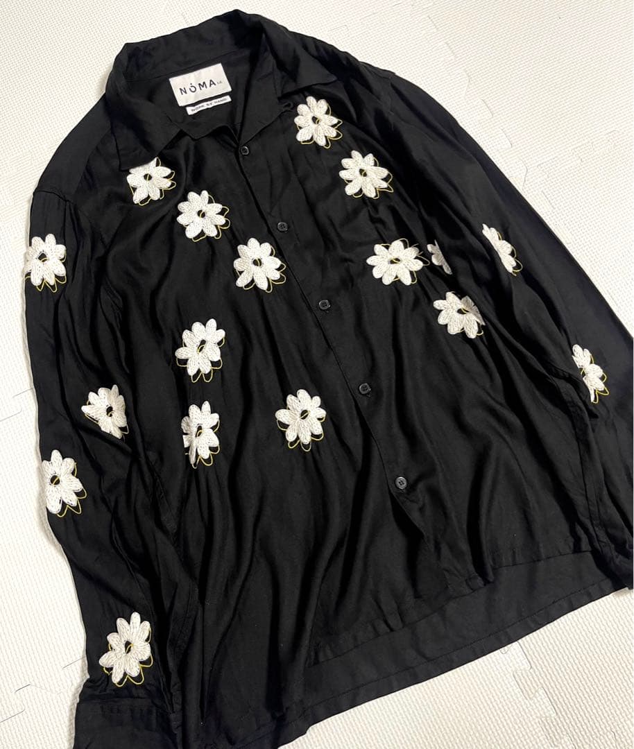 NOMA t.d. フローラルハンド　花柄刺繍 オーバーサイズシャツ　ブラウス