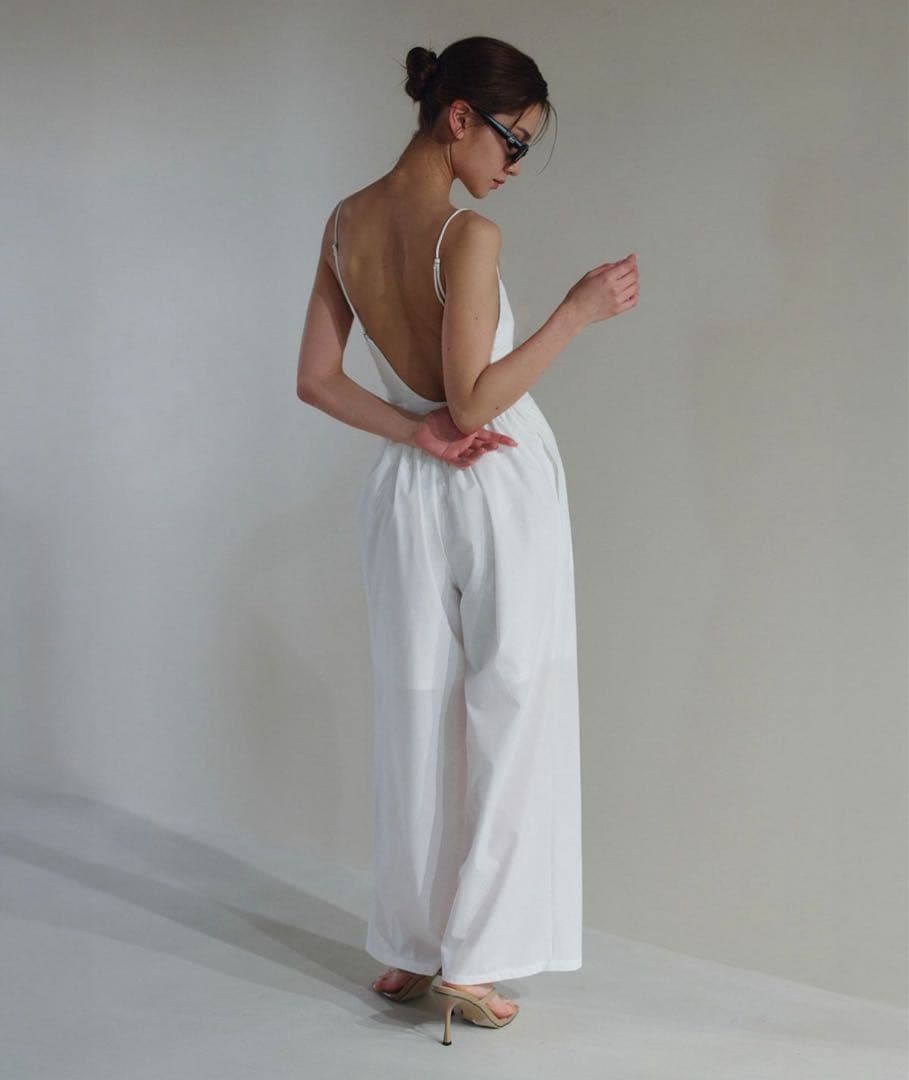 バック オープン ボディスーツ KINO THE KEI 白