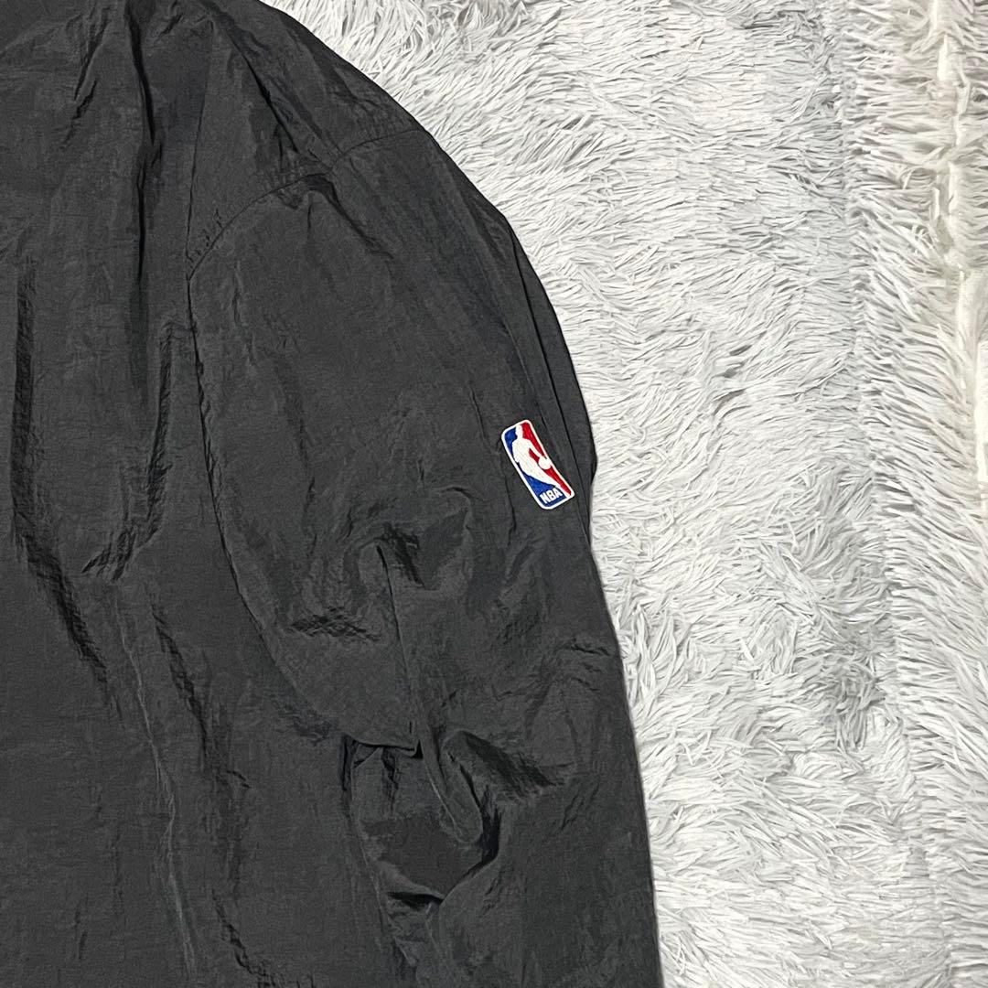 希少 チャンピオン ナイロンジャケット リバーシブル シカゴブルズ ビッグサイズ