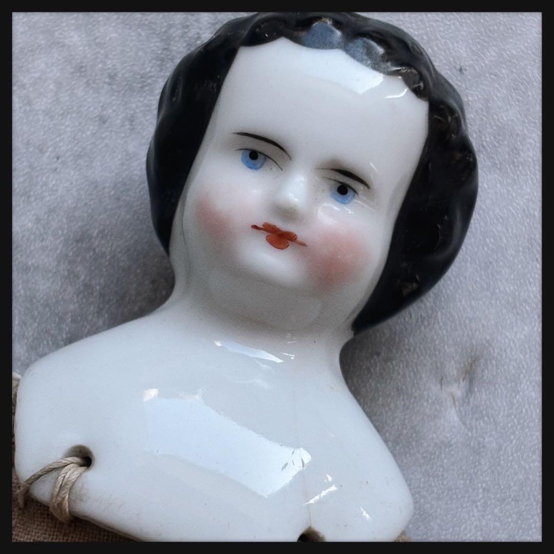 アンティーク チャイナヘッドドール　 クラシカルスタイル ビスクドール