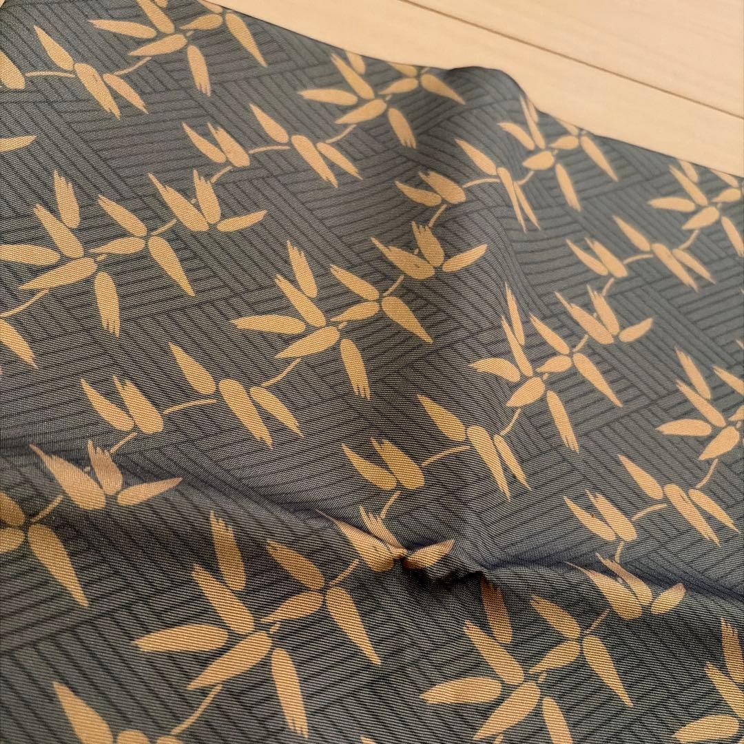 【茶道具】藪内流　笹緞子出帛紗　いぬい老舗