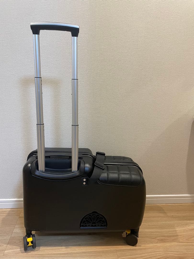 キッズトラベル　mini ブラック　黒　機内持込　スーツケース