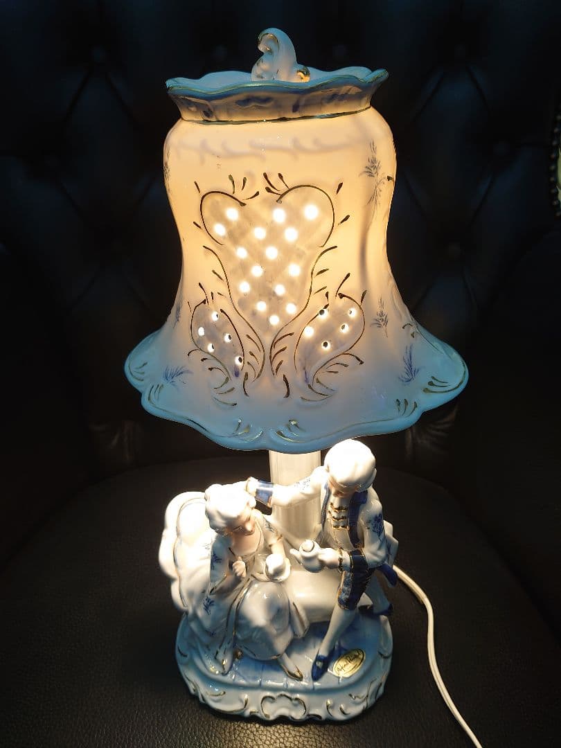 上品なルームランプ　加藤工芸　ロココ