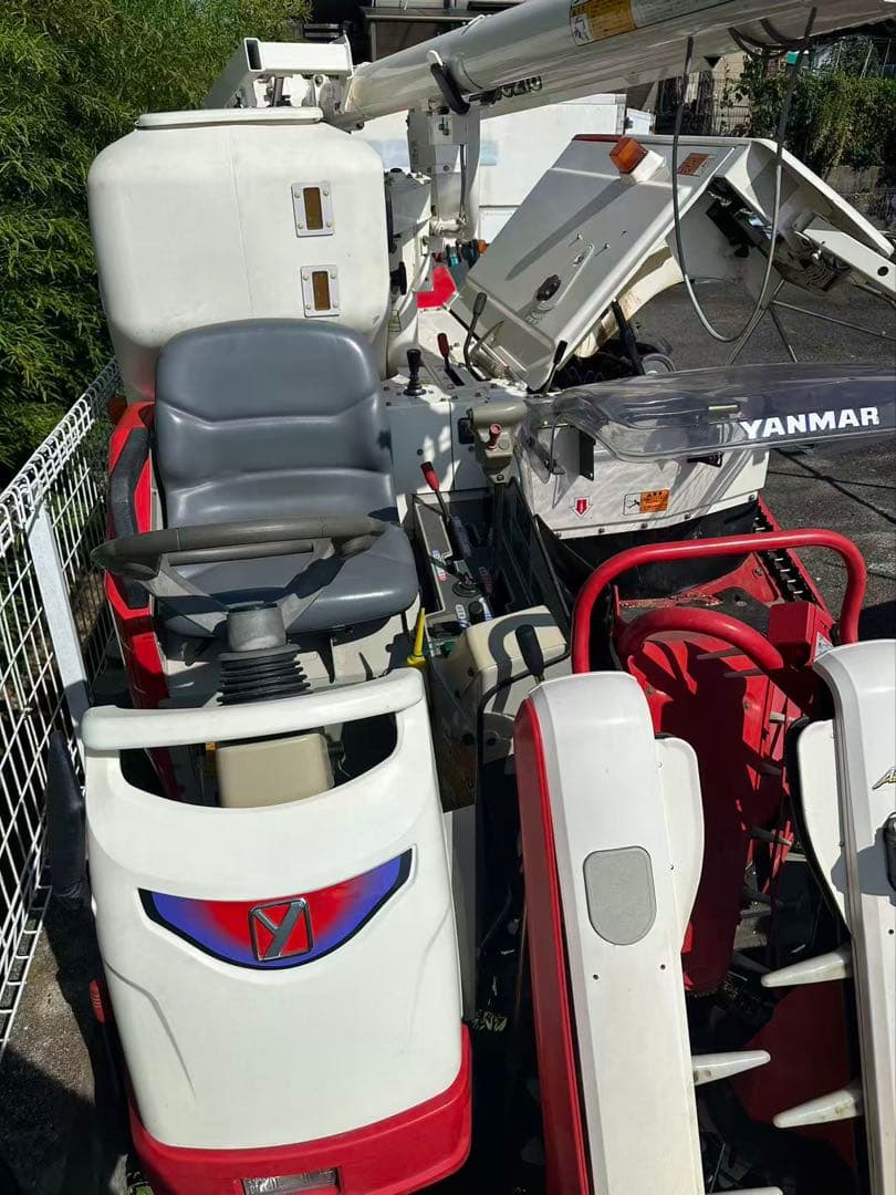 ヤンマー GC216コンバイン美品