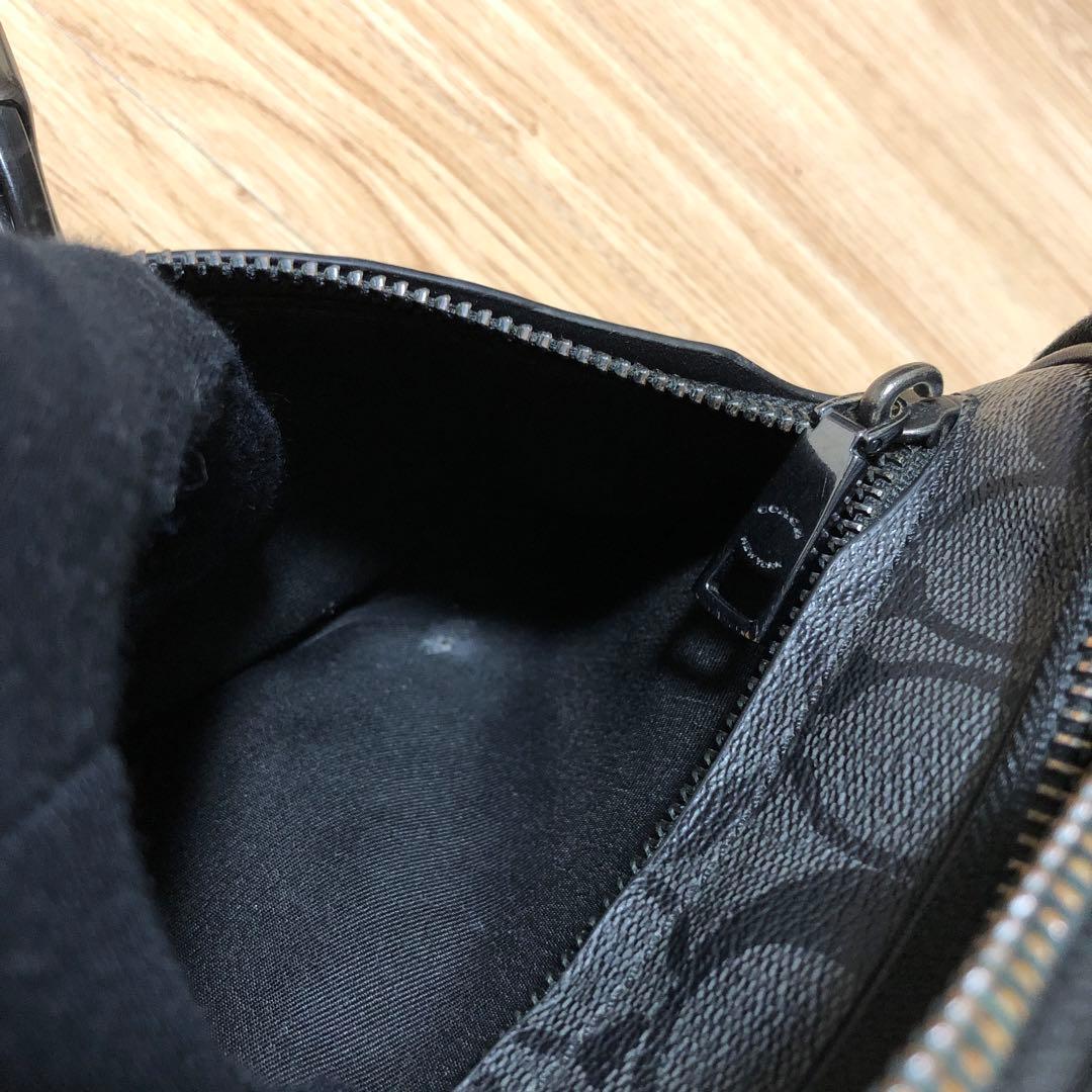 COACH シグネチャー　ボディバッグ　CJ506 メンズ　ウエストポーチ