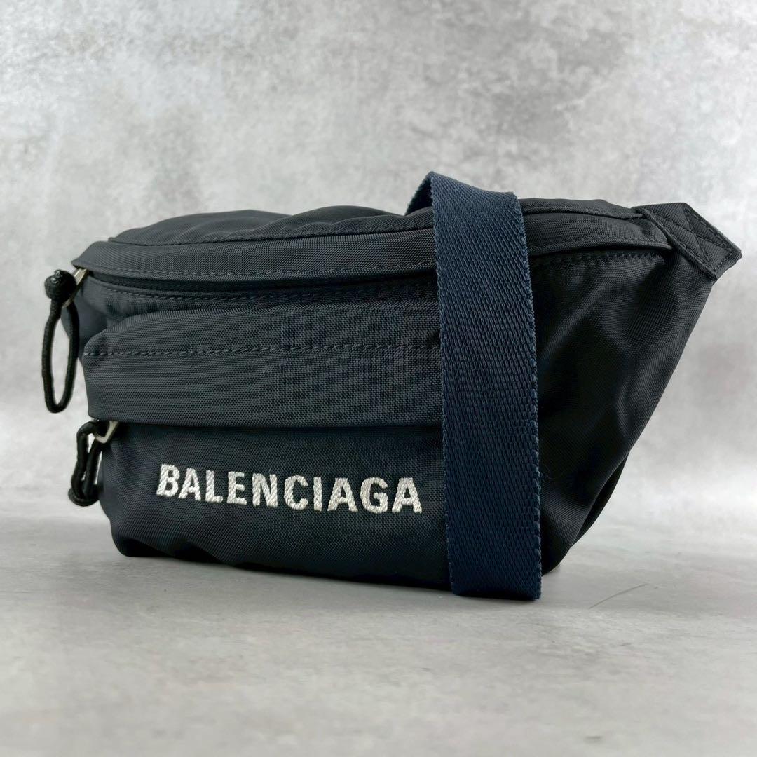 【極美品】バレンシアガ エブリデイ ショルダーバッグ ナイロン ブラック