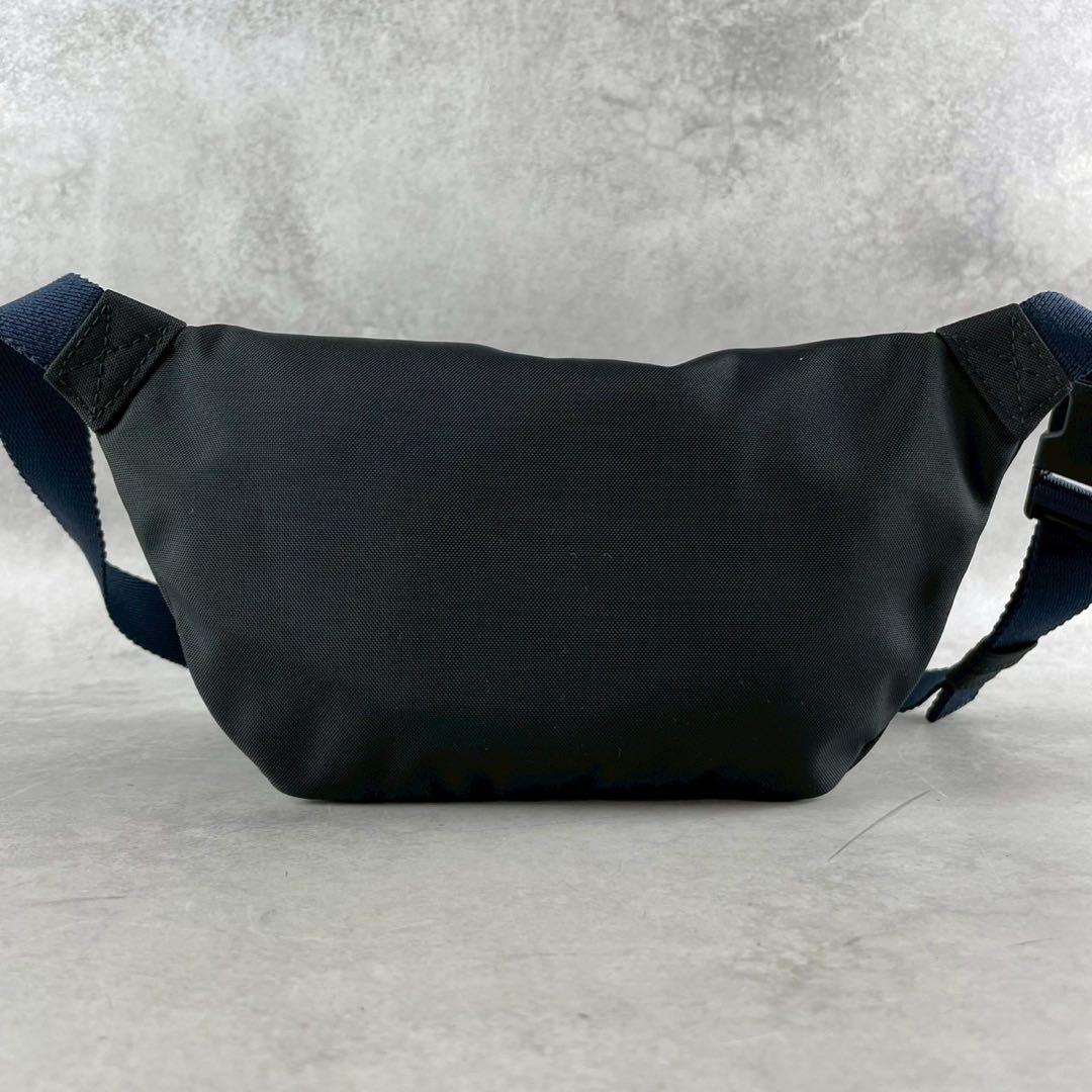 【極美品】バレンシアガ エブリデイ ショルダーバッグ ナイロン ブラック