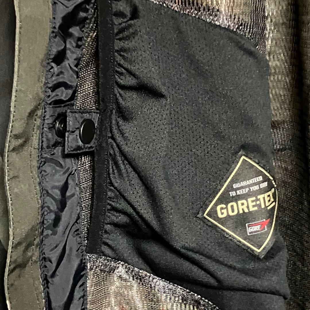 GORE-TEXゴアテックス　VOLCOM／ボルコム✴️スキー・スノーボードウエア