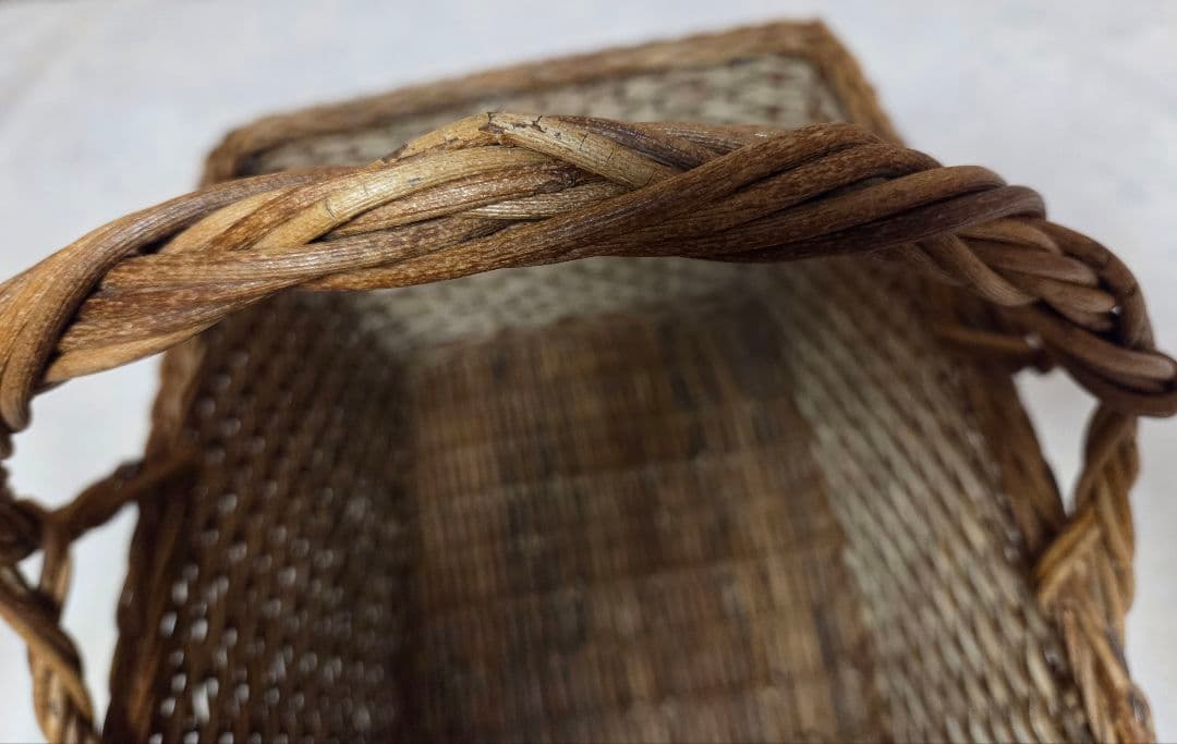 あけび 特大バスケット 宮本工芸購入 蓋なし　29×41cm