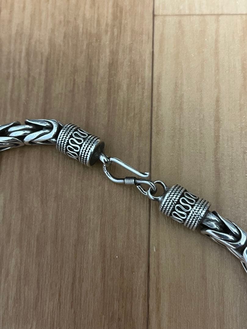 シルバーアクセサリーネックレス