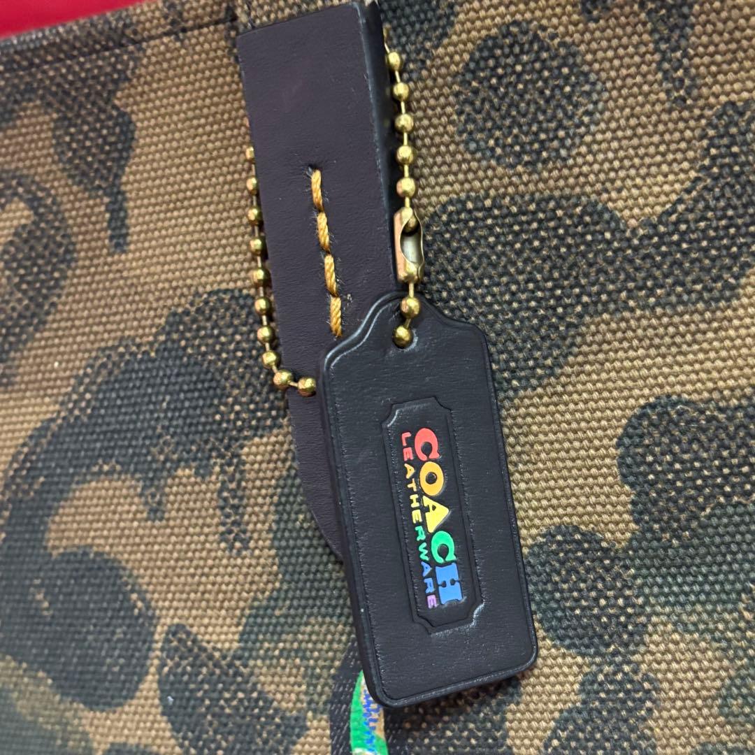 coach☆迷彩柄トートバッグ42 レインボー シグネチャーレキシー